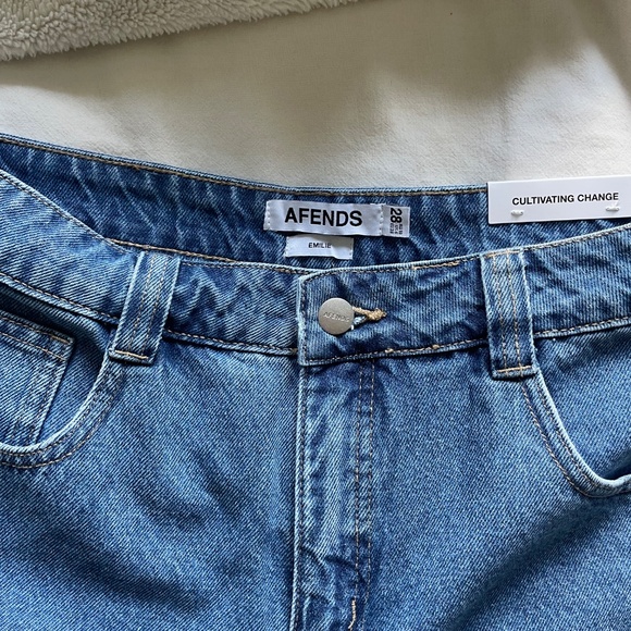 Afends Emilie shorts - Picture 2 of 4